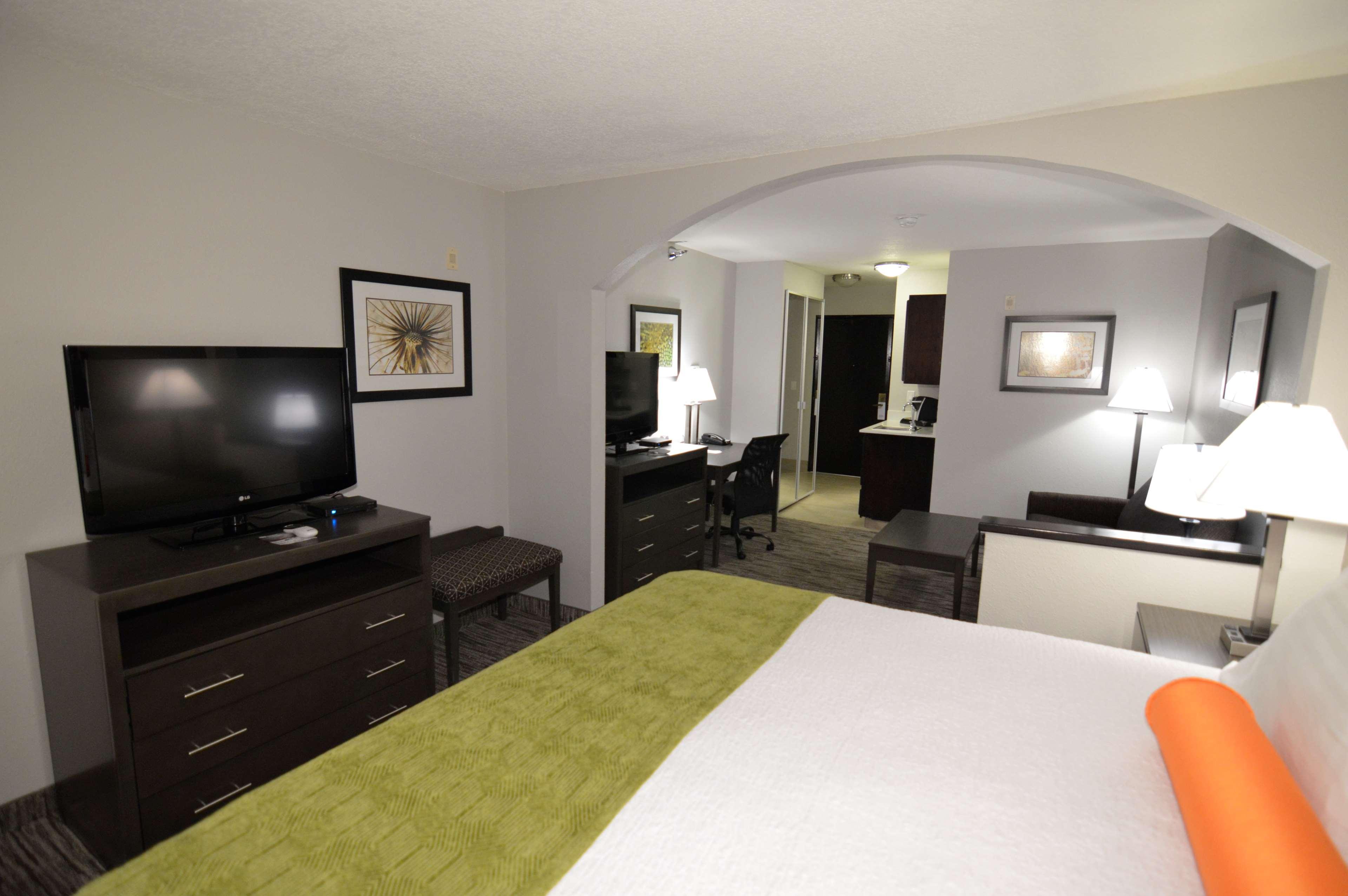 Best Western Plus Liberal Hotel & Suites Kültér fotó