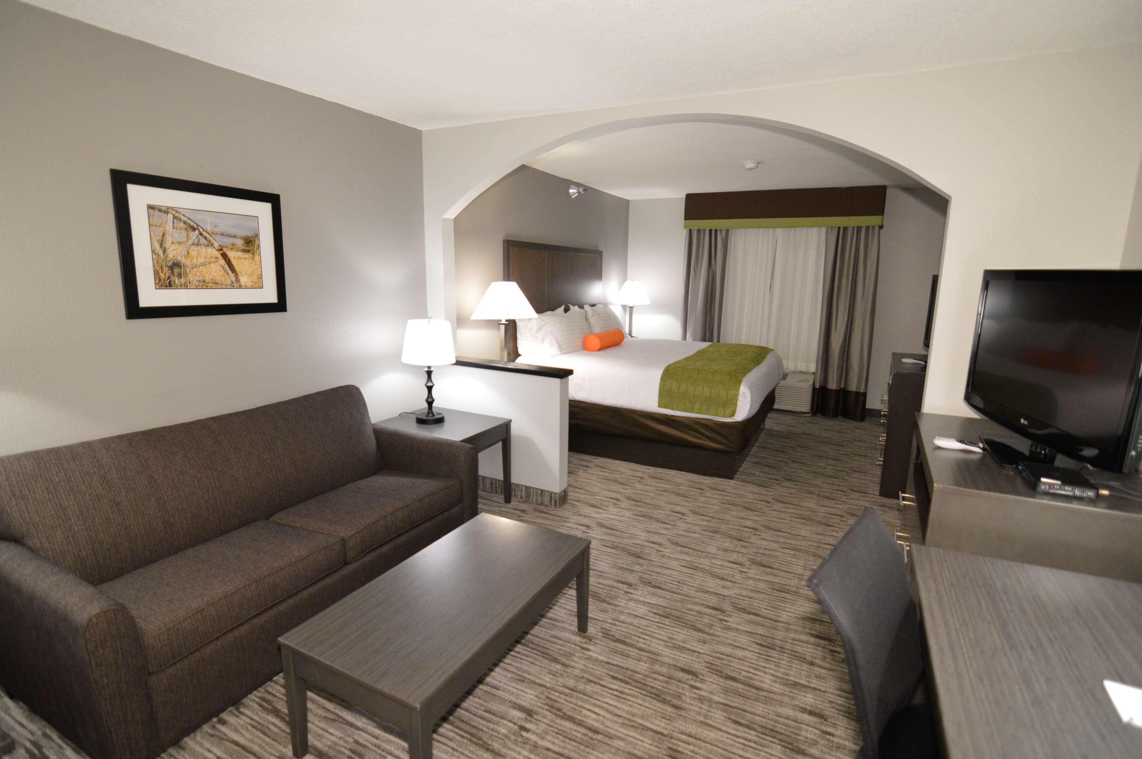 Best Western Plus Liberal Hotel & Suites Kültér fotó